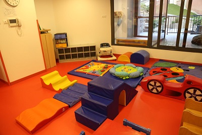 Imatge pels mitjans: Reglament de l&#39;establiment del Servei de les escoles bressols