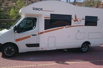 autocaravanas-en-autocaravanas-tenerife-600x400.jpg